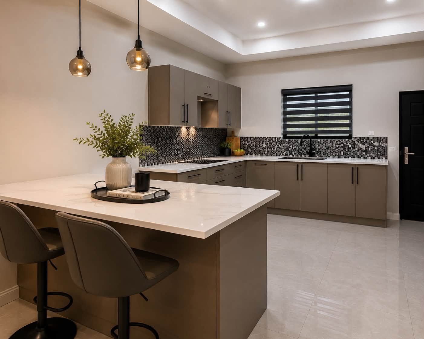 GROUND FLOOR APARTMENT