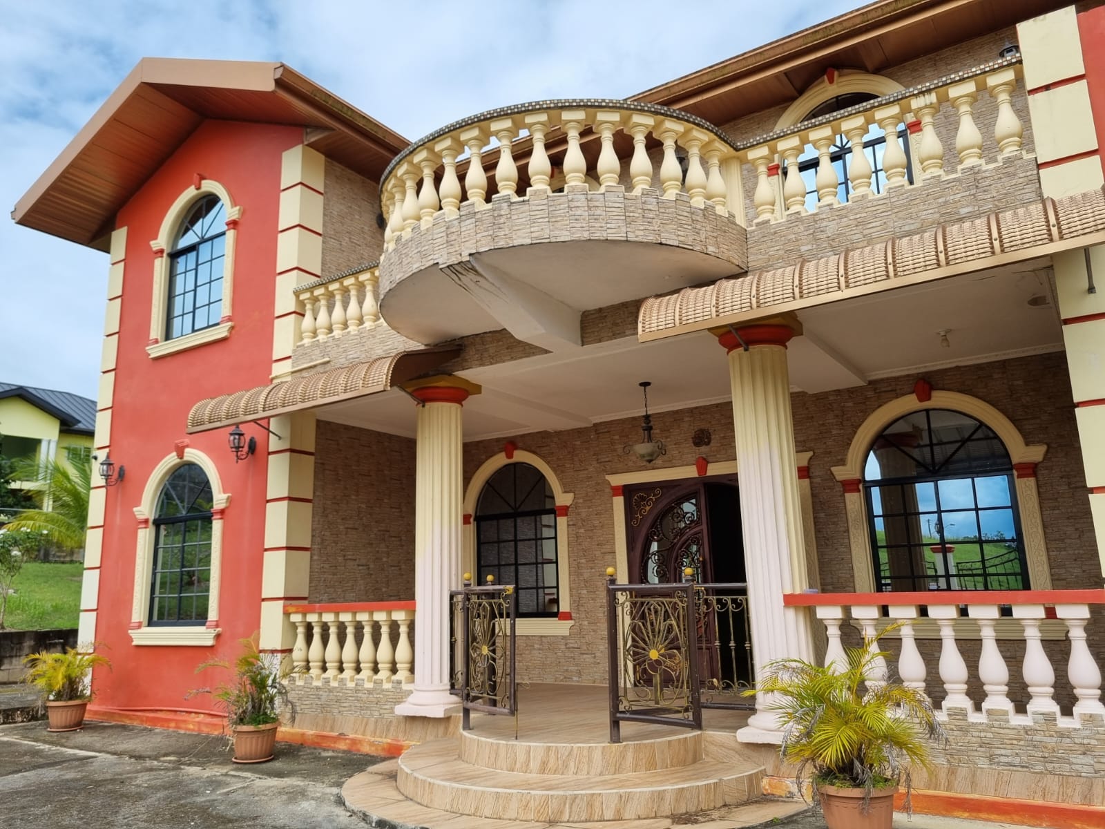 KIng's Castle - Cindy